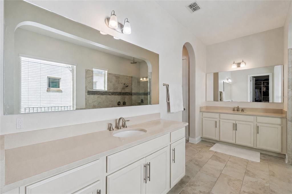 For Sale: $1,249,990 (5 beds, 5 baths, 3615 Square Feet)