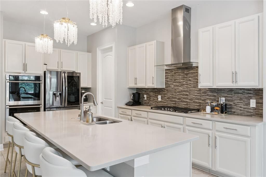 For Sale: $1,249,990 (5 beds, 5 baths, 3615 Square Feet)