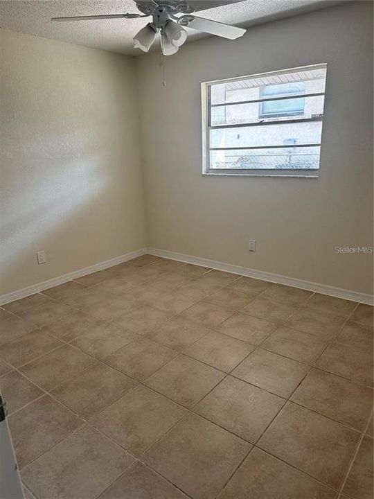 For Rent: $1,695 (2 beds, 1 baths, 800 Square Feet)