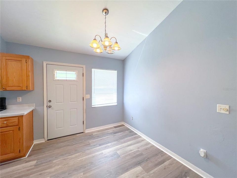 В аренду: $1,850 (3 спален, 2 ванн, 1058 Квадратных фут)