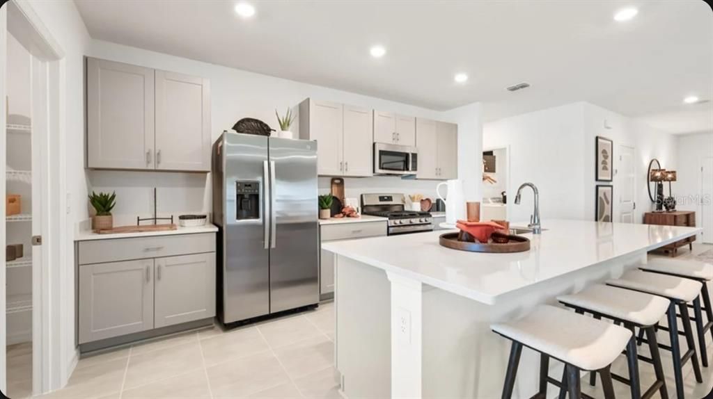 For Sale: $359,999 (4 beds, 3 baths, 2106 Square Feet)