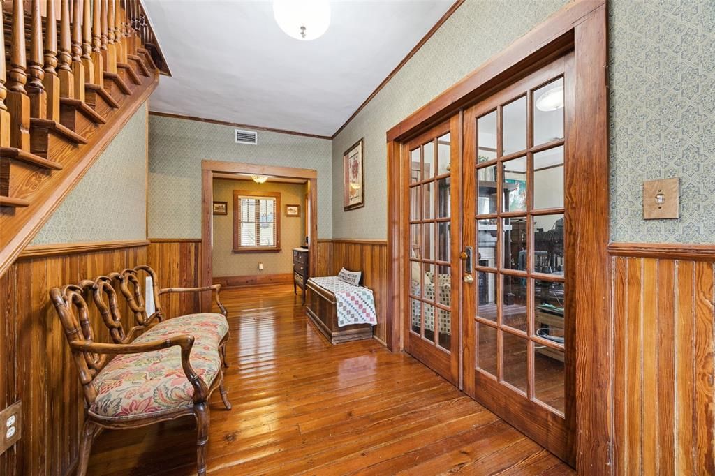 For Sale: $579,900 (4 beds, 3 baths, 2196 Square Feet)