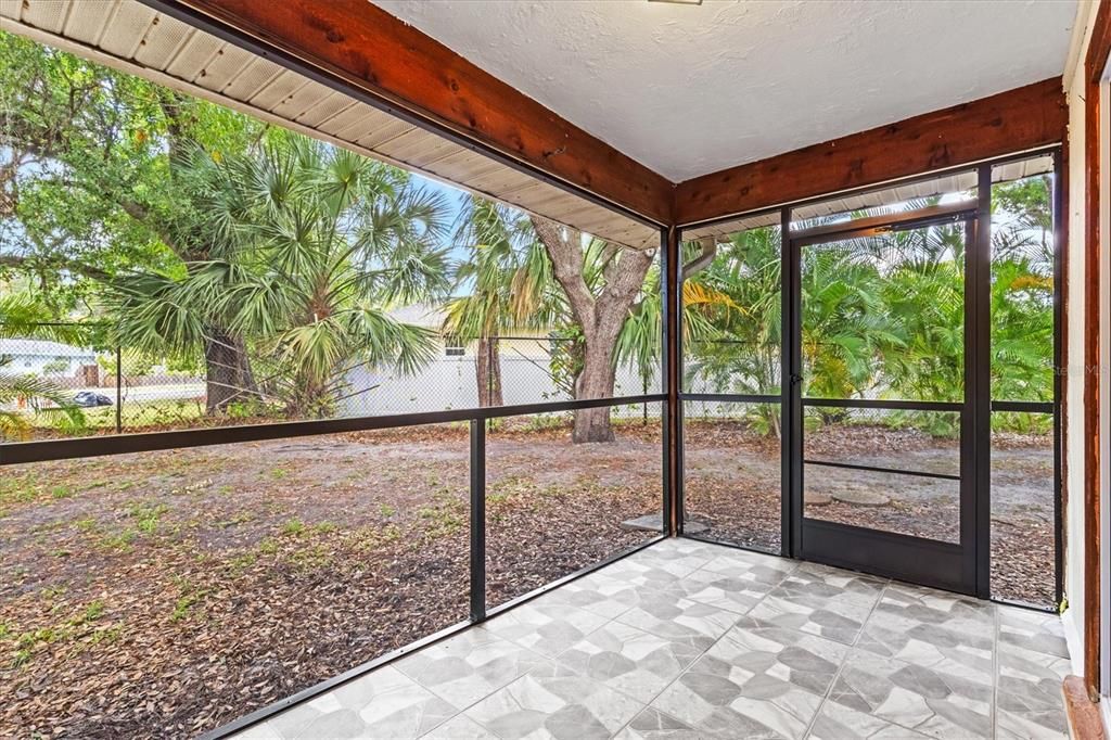 En Venta: $147,500 (0 camas, 0 baños, 966 Pies cuadrados)