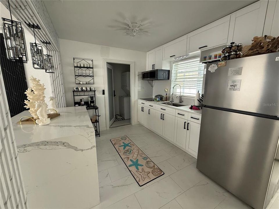 В аренду: $4,500 (2 спален, 1 ванн, 1126 Квадратных фут)
