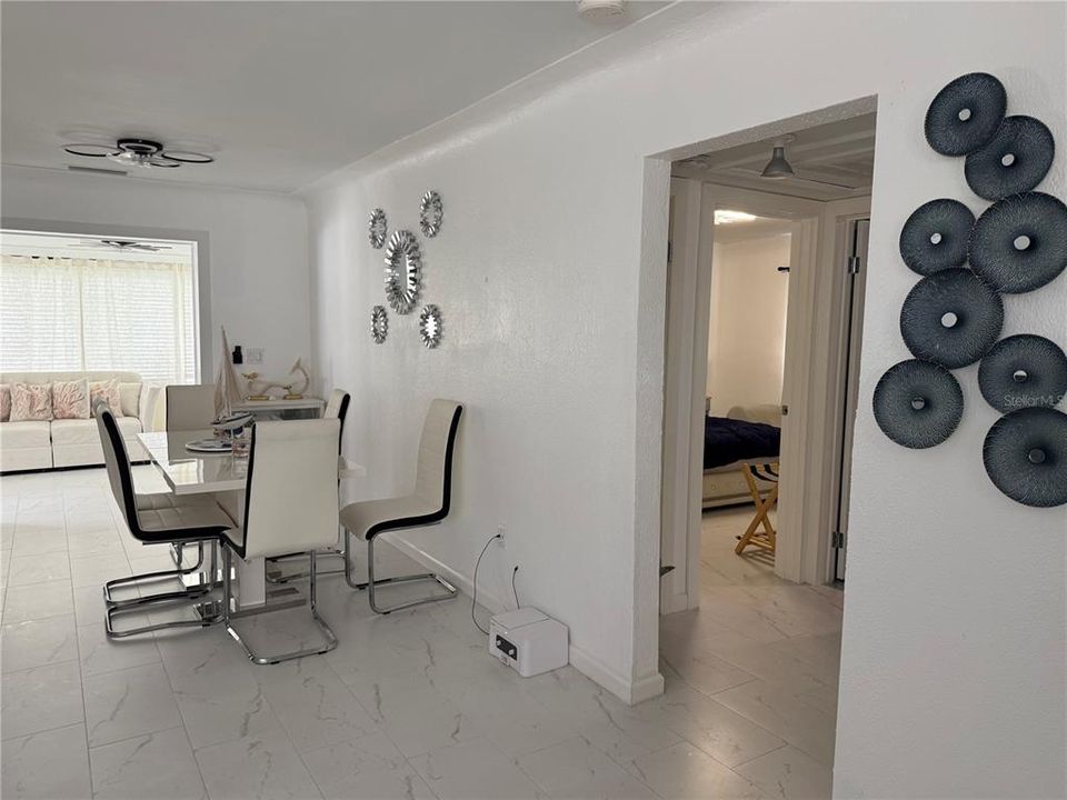 В аренду: $4,500 (2 спален, 1 ванн, 1126 Квадратных фут)