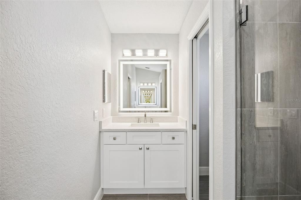 For Sale: $359,900 (3 beds, 2 baths, 1919 Square Feet)