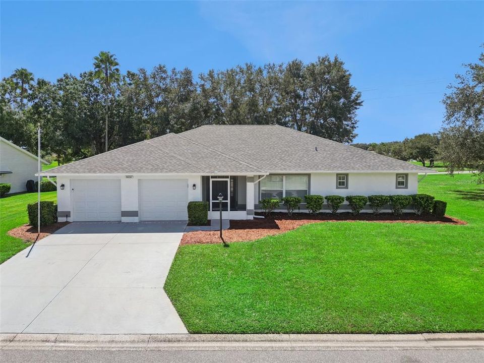 For Sale: $359,900 (3 beds, 2 baths, 1919 Square Feet)