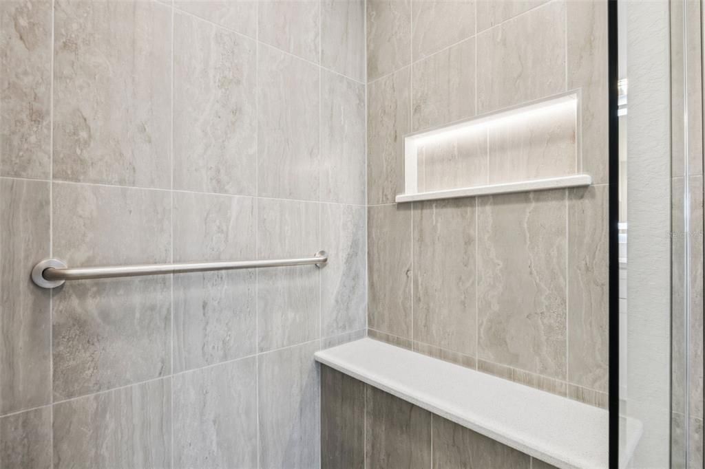 For Sale: $359,900 (3 beds, 2 baths, 1919 Square Feet)