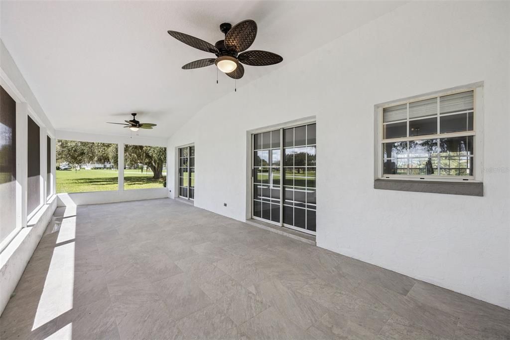 For Sale: $359,900 (3 beds, 2 baths, 1919 Square Feet)