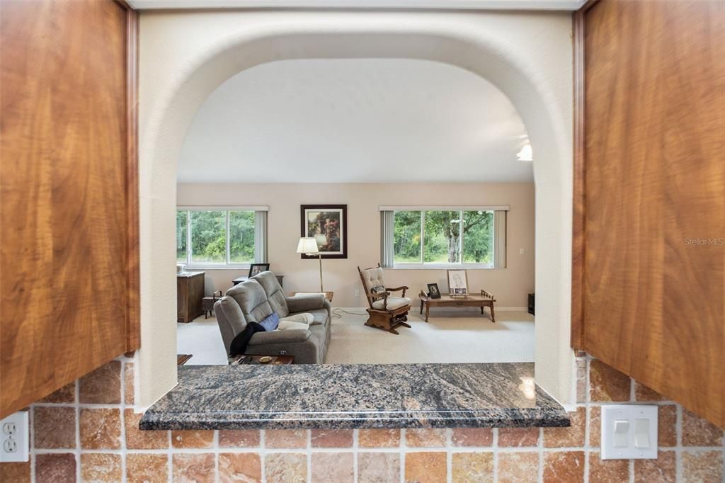 For Sale: $349,900 (3 beds, 2 baths, 2302 Square Feet)