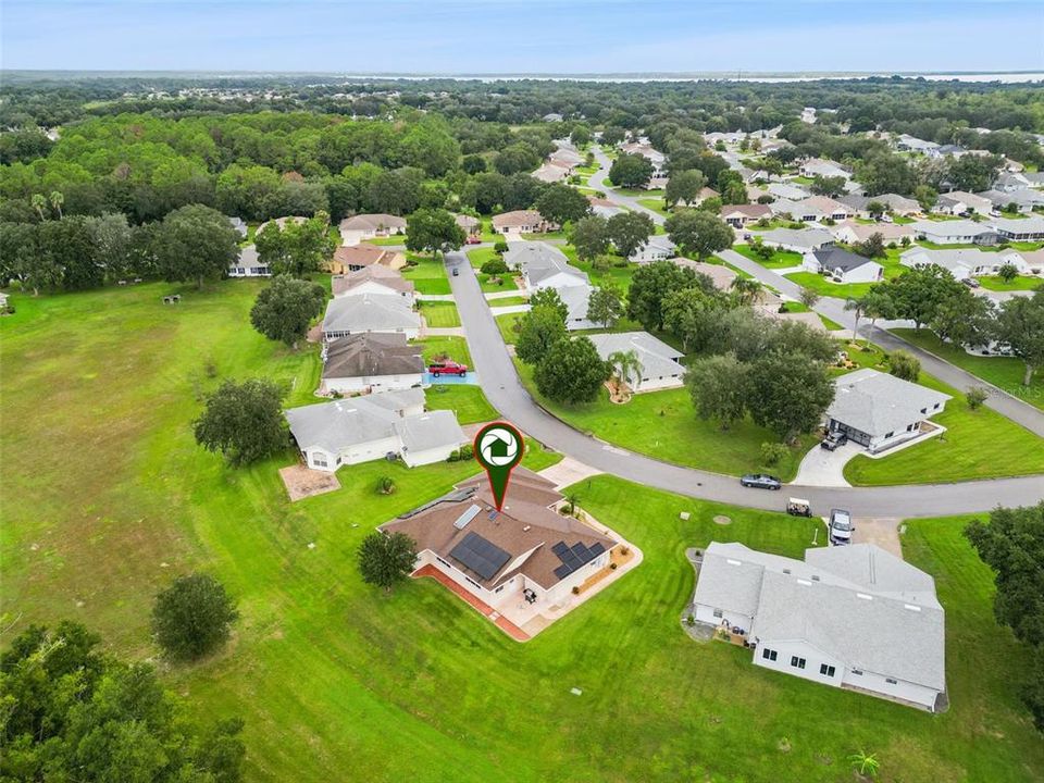 For Sale: $349,900 (3 beds, 2 baths, 2302 Square Feet)