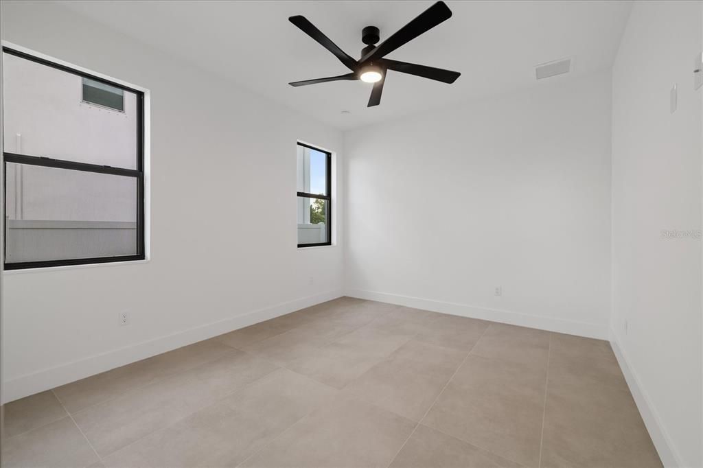 For Sale: $1,398,511 (5 beds, 4 baths, 3334 Square Feet)