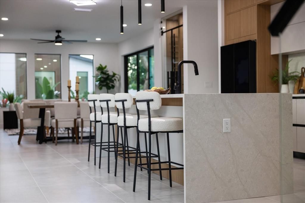 For Sale: $1,398,511 (5 beds, 4 baths, 3334 Square Feet)