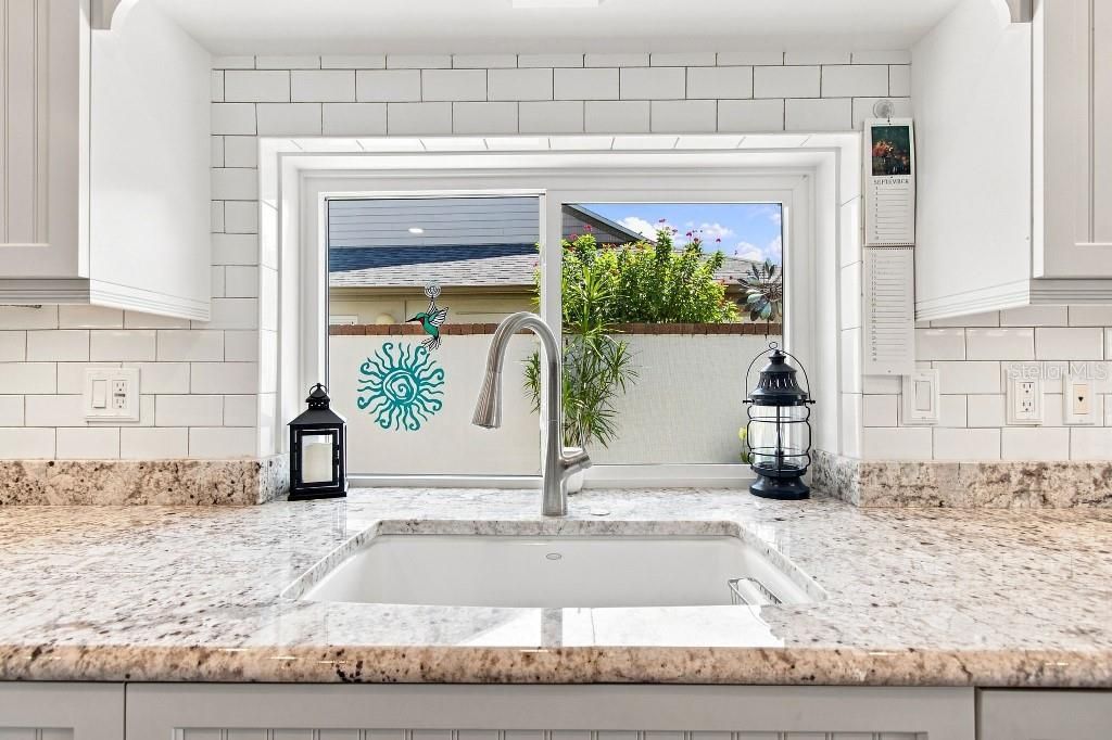 En Venta: $659,000 (3 camas, 3 baños, 2160 Pies cuadrados)