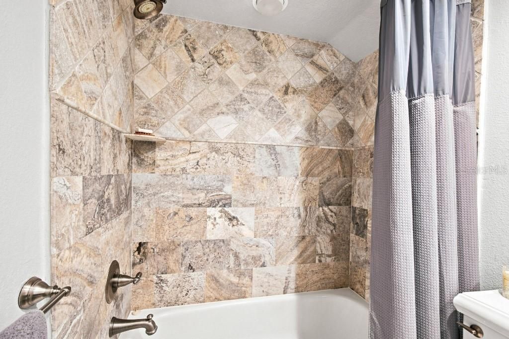 En Venta: $659,000 (3 camas, 3 baños, 2160 Pies cuadrados)