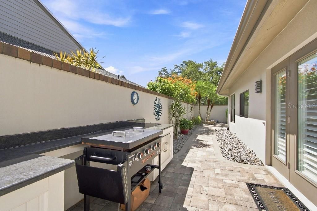 En Venta: $659,000 (3 camas, 3 baños, 2160 Pies cuadrados)