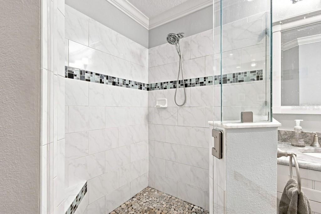 En Venta: $659,000 (3 camas, 3 baños, 2160 Pies cuadrados)