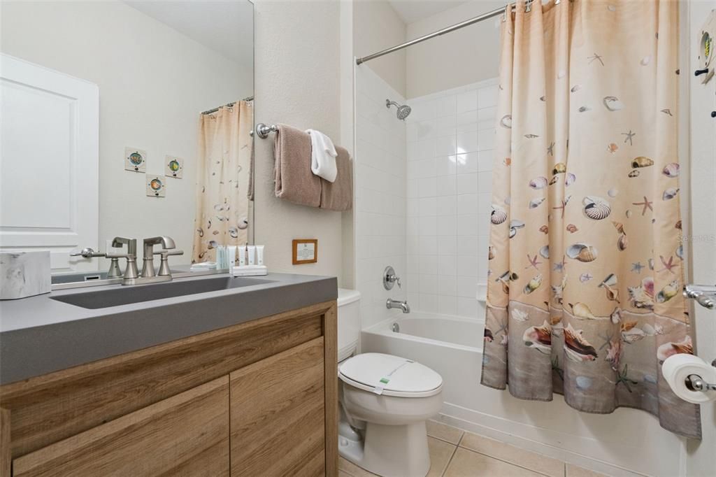 For Sale: $585,000 (4 beds, 4 baths, 1824 Square Feet)