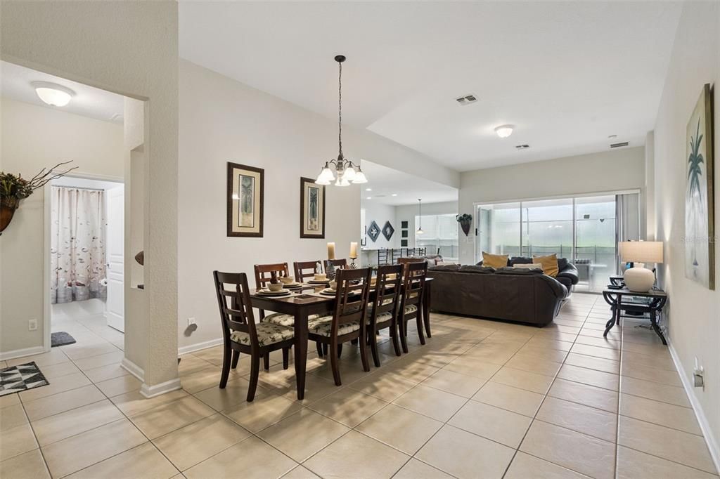 For Sale: $585,000 (4 beds, 4 baths, 1824 Square Feet)