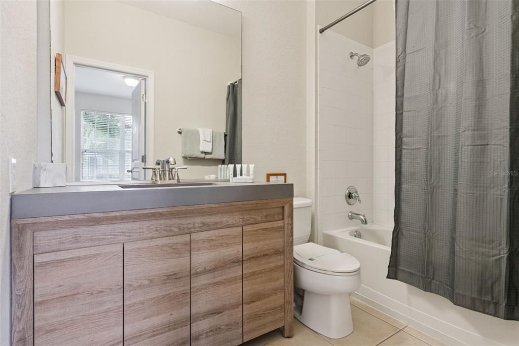 For Sale: $585,000 (4 beds, 4 baths, 1824 Square Feet)