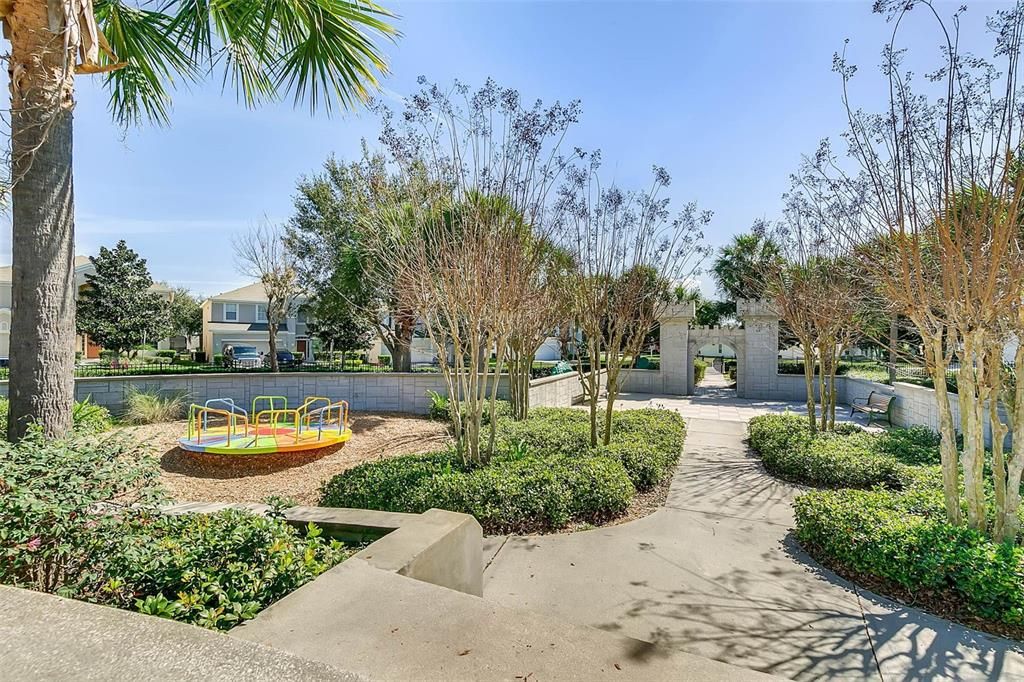 For Sale: $585,000 (4 beds, 4 baths, 1824 Square Feet)