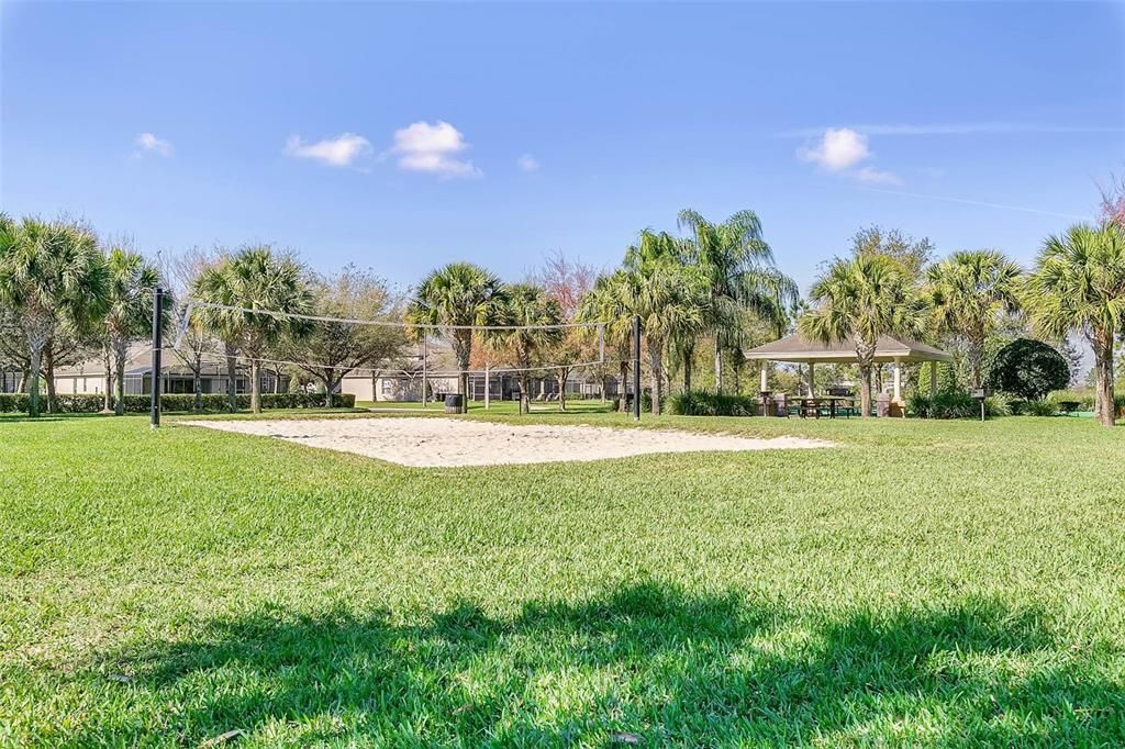 For Sale: $585,000 (4 beds, 4 baths, 1824 Square Feet)