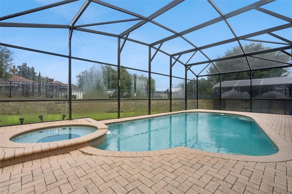 For Sale: $585,000 (4 beds, 4 baths, 1824 Square Feet)