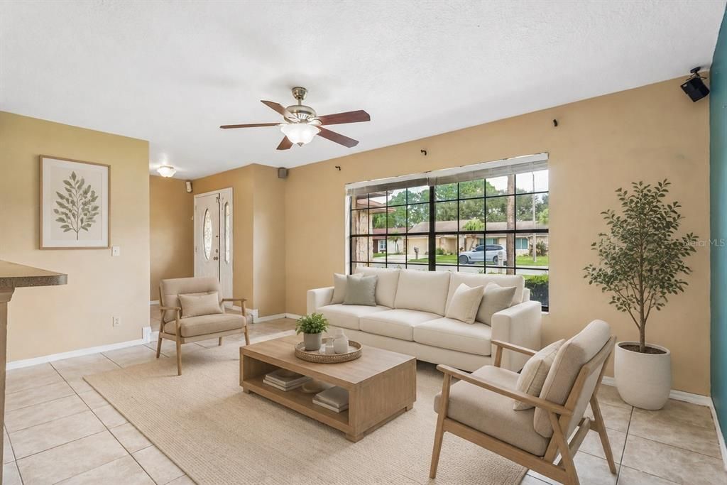 For Sale: $375,000 (3 beds, 2 baths, 1528 Square Feet)