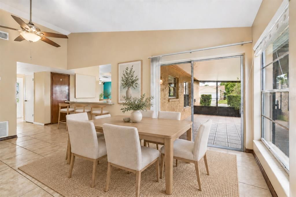 For Sale: $375,000 (3 beds, 2 baths, 1528 Square Feet)