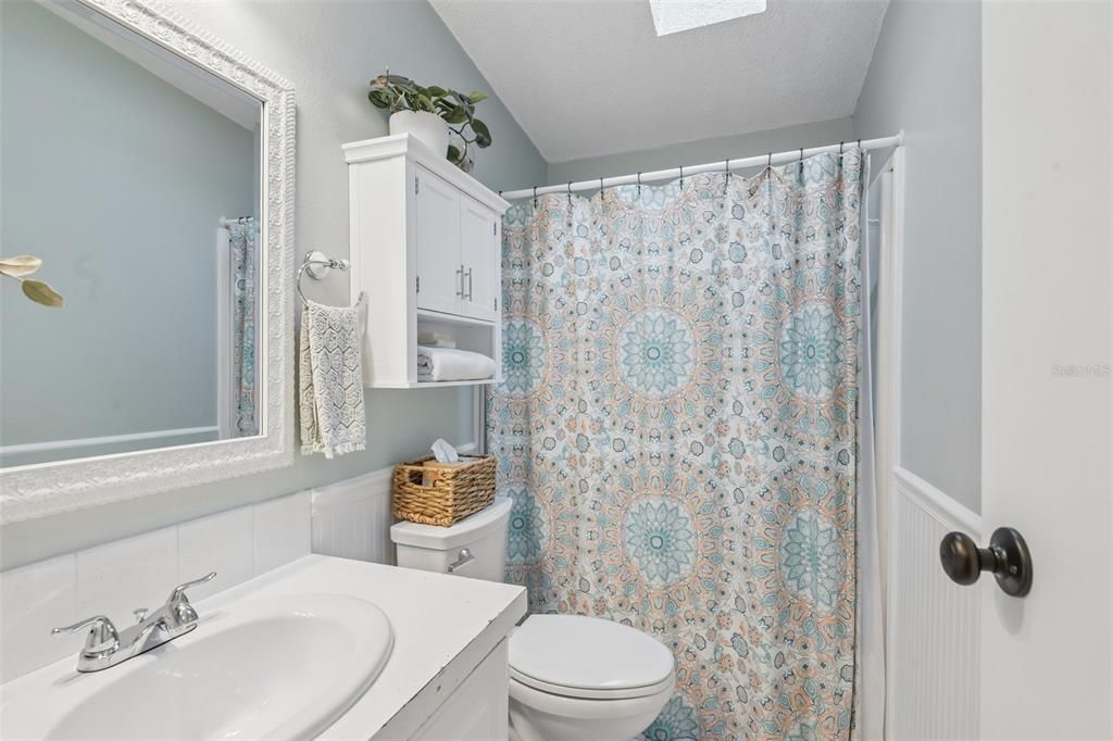 For Sale: $495,000 (3 beds, 3 baths, 1330 Square Feet)