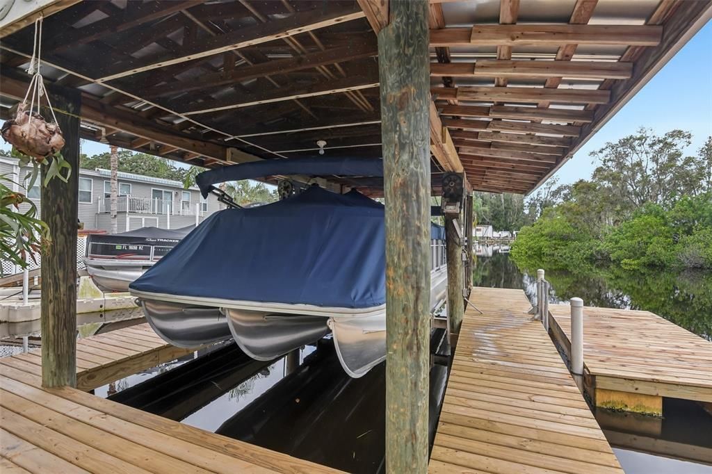 For Sale: $495,000 (3 beds, 3 baths, 1330 Square Feet)