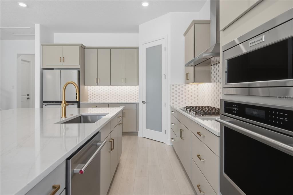 На продажу: $1,499,000 (5 спален, 4 ванн, 3076 Квадратных фут)
