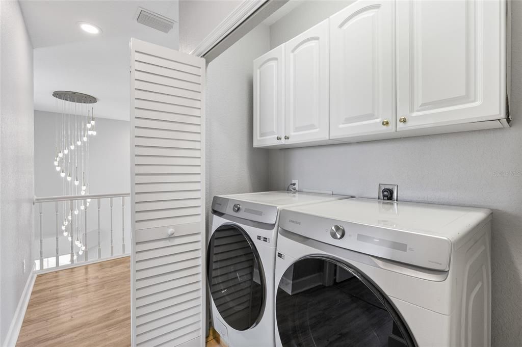 For Sale: $1,150,000 (3 beds, 4 baths, 3344 Square Feet)