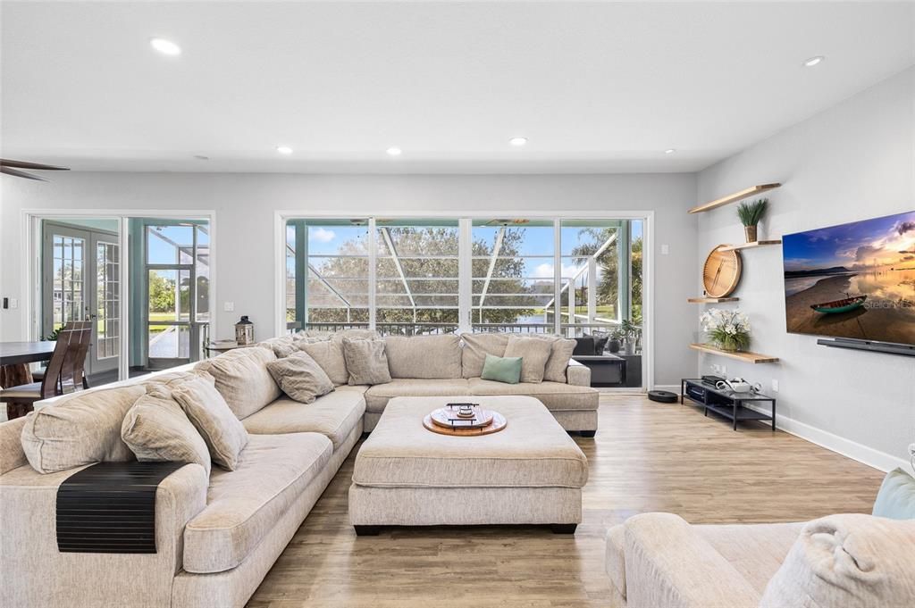 For Sale: $1,150,000 (3 beds, 4 baths, 3344 Square Feet)