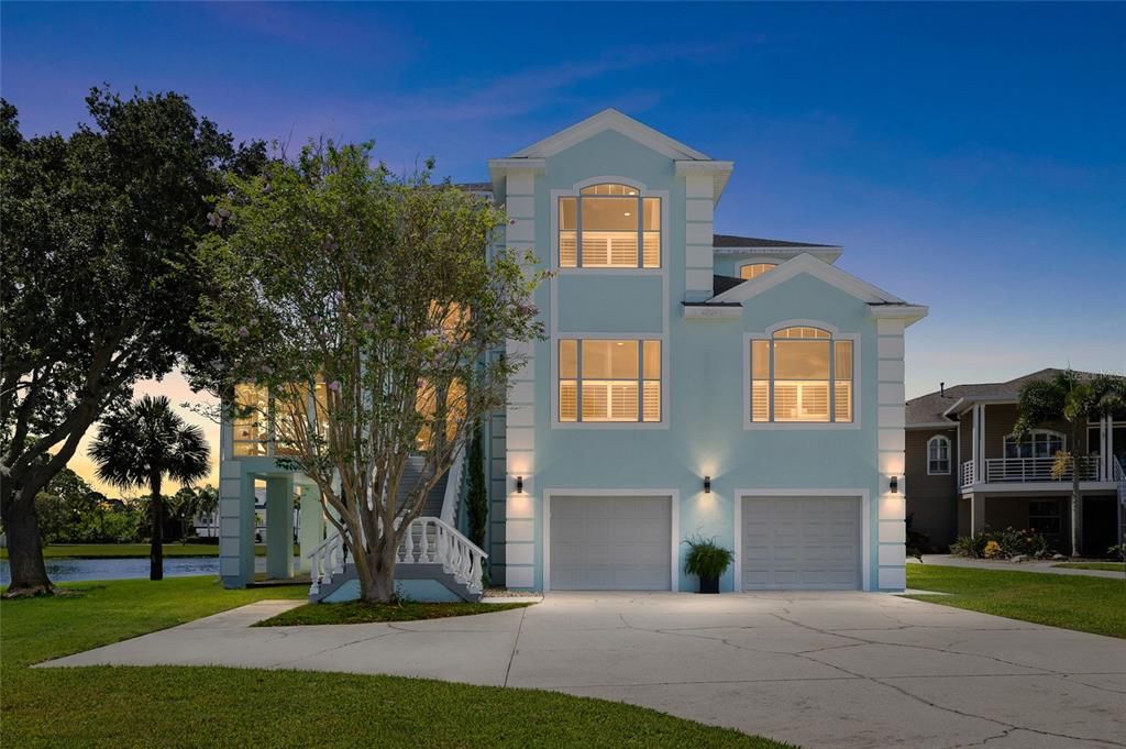 For Sale: $1,150,000 (3 beds, 4 baths, 3344 Square Feet)