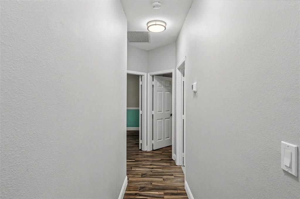For Sale: $439,000 (3 beds, 2 baths, 1868 Square Feet)