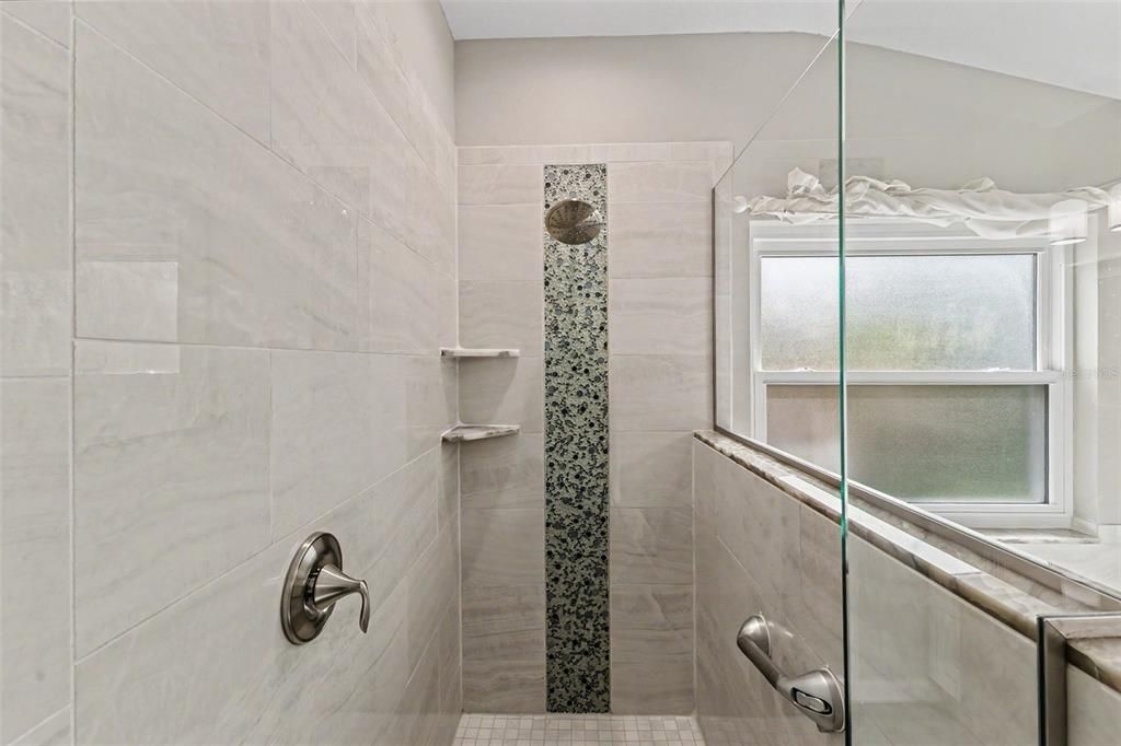 For Sale: $439,000 (3 beds, 2 baths, 1868 Square Feet)