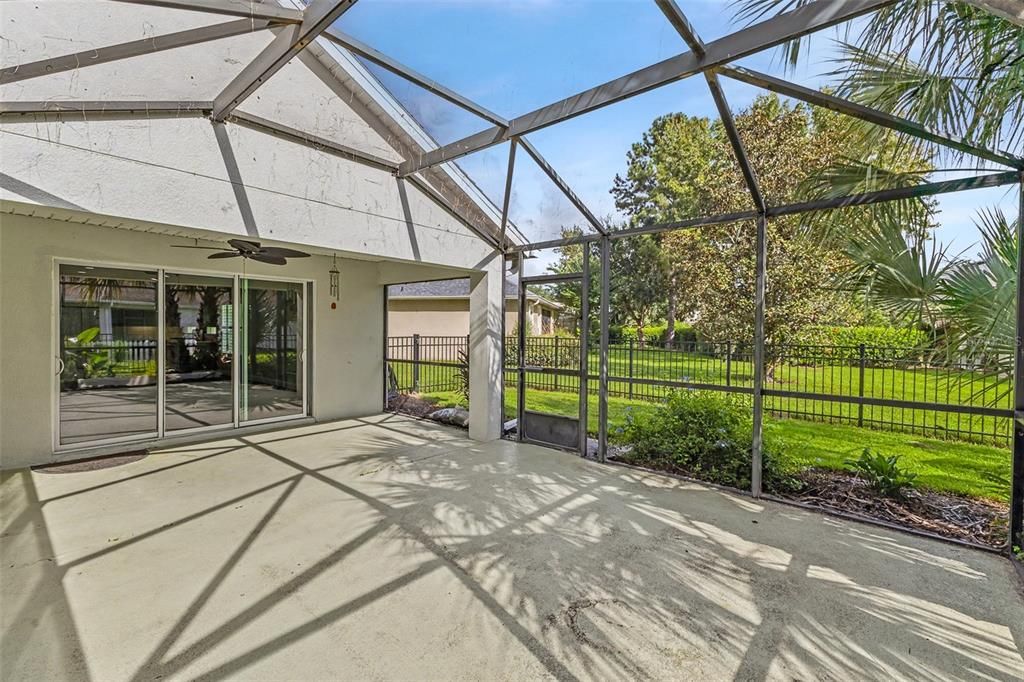 For Sale: $439,000 (3 beds, 2 baths, 1868 Square Feet)
