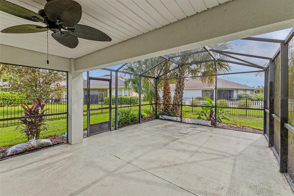 For Sale: $439,000 (3 beds, 2 baths, 1868 Square Feet)