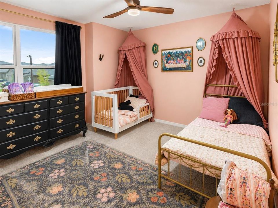 For Sale: $549,900 (4 beds, 2 baths, 2406 Square Feet)