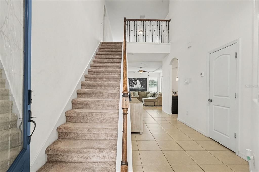 For Sale: $375,000 (5 beds, 2 baths, 2595 Square Feet)