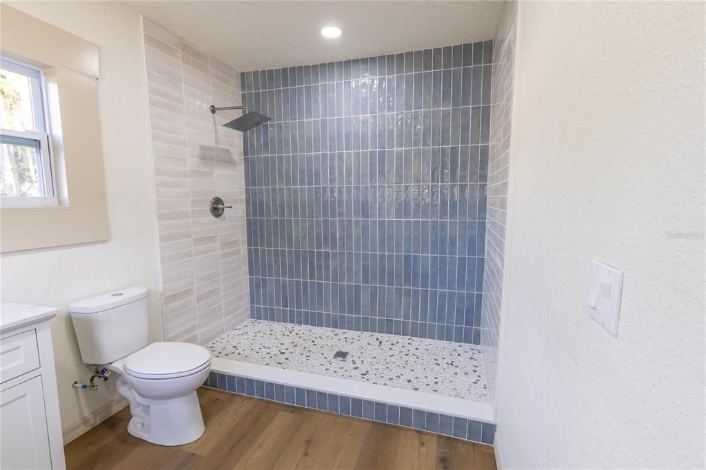 For Sale: $245,000 (2 beds, 2 baths, 1112 Square Feet)