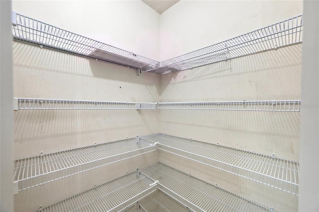 На продажу: $300,000 (3 спален, 2 ванн, 1760 Квадратных фут)