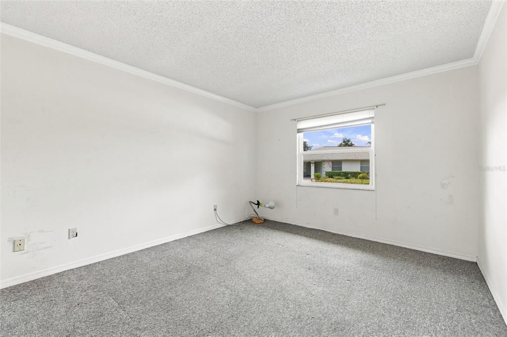 For Sale: $120,000 (2 beds, 2 baths, 1149 Square Feet)