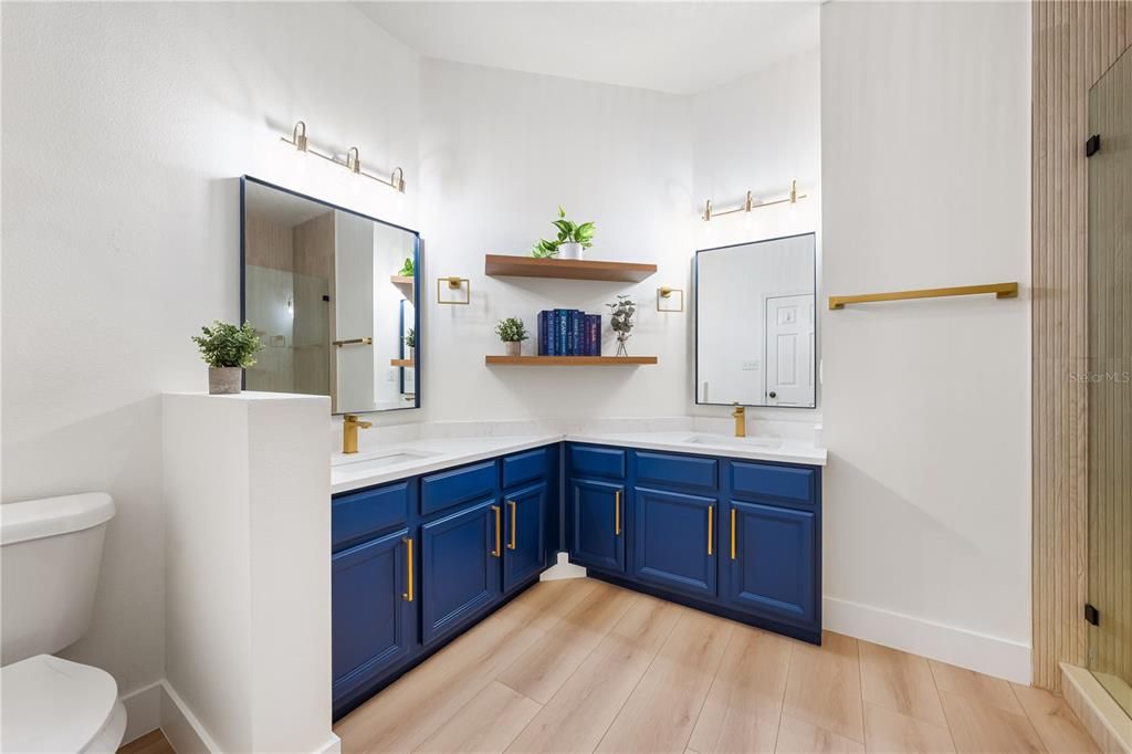For Sale: $465,000 (3 beds, 2 baths, 1954 Square Feet)