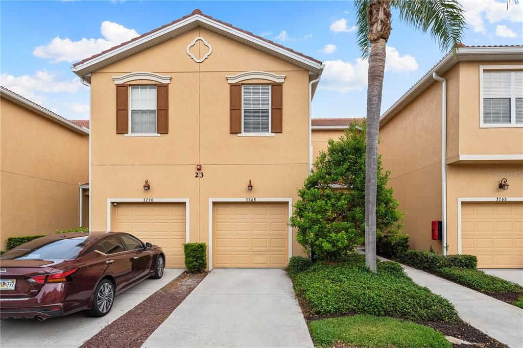 For Sale: $465,000 (3 beds, 2 baths, 1954 Square Feet)