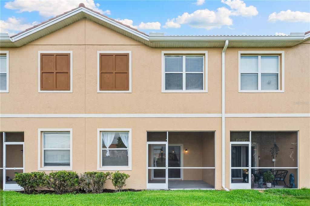 For Sale: $465,000 (3 beds, 2 baths, 1954 Square Feet)