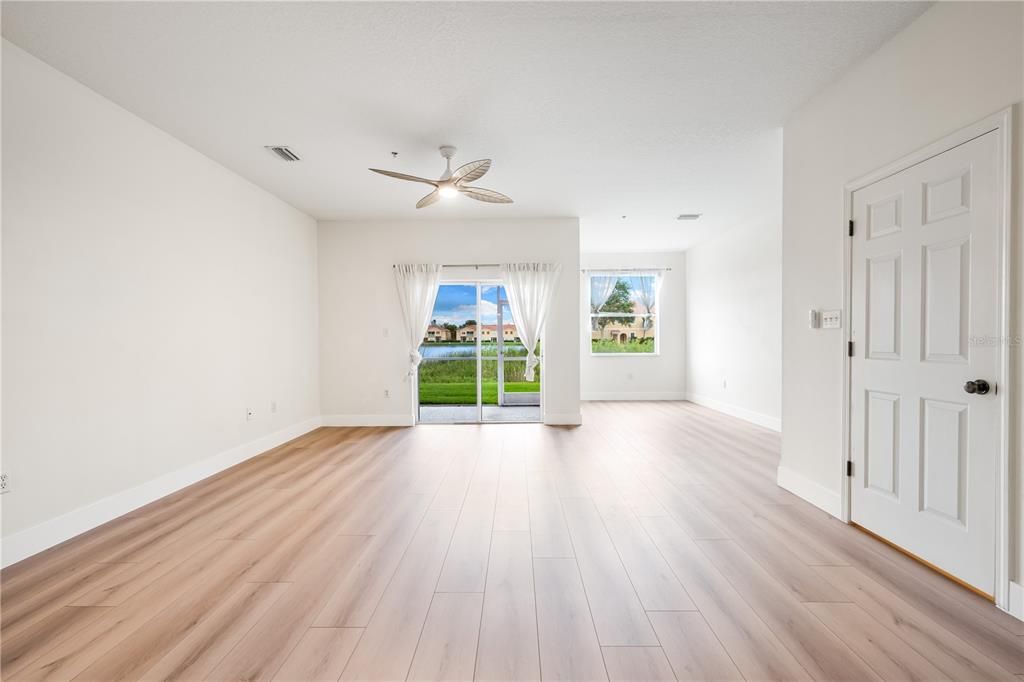 For Sale: $465,000 (3 beds, 2 baths, 1954 Square Feet)