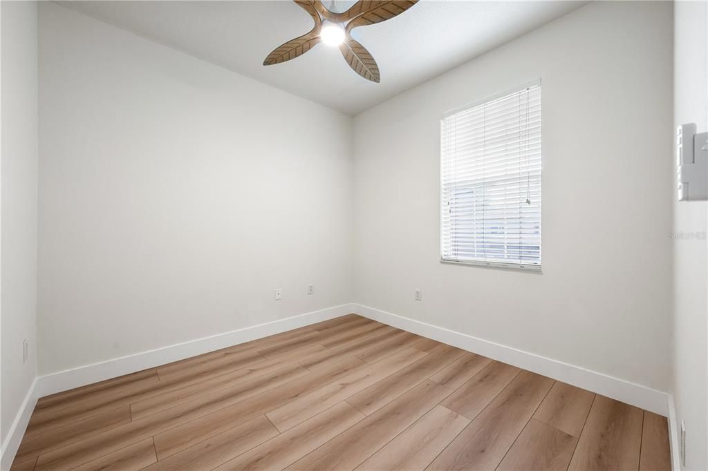For Sale: $465,000 (3 beds, 2 baths, 1954 Square Feet)