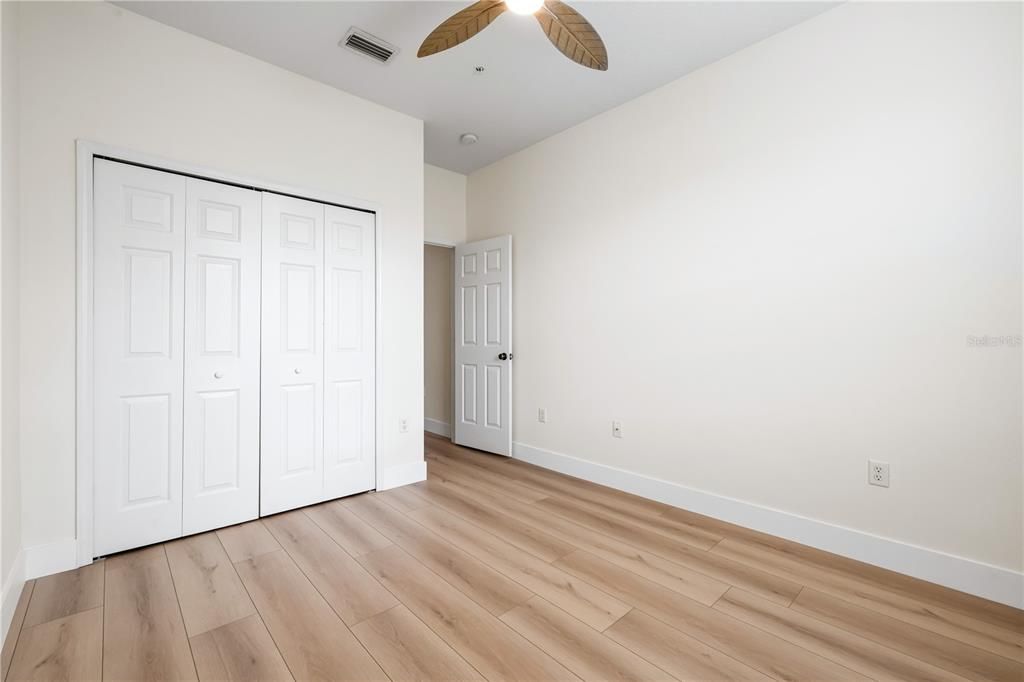 For Sale: $465,000 (3 beds, 2 baths, 1954 Square Feet)